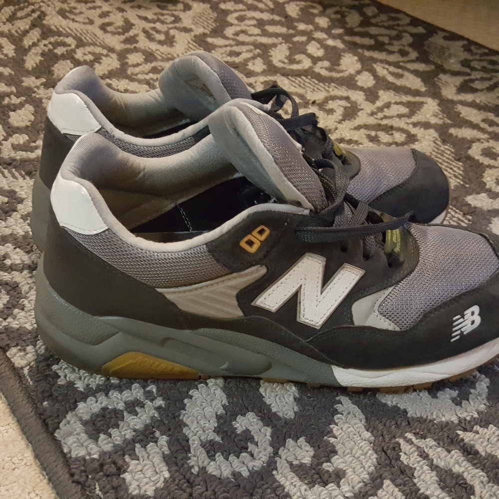New Balance 580